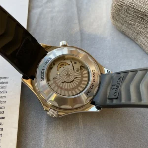 OMEGA Seamaster Diver 300m