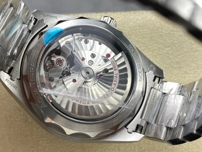 Display caseback with the rotor, blue film on the lug