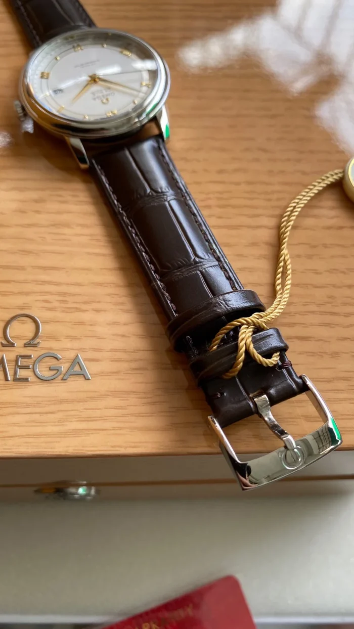 Strap end and Omega pin buckle with the hang tag