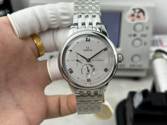 De Ville Prestige 434.10.41.21.06.001 silver dial, front view