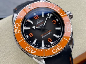 Dial from the right, red Ultra Deep text