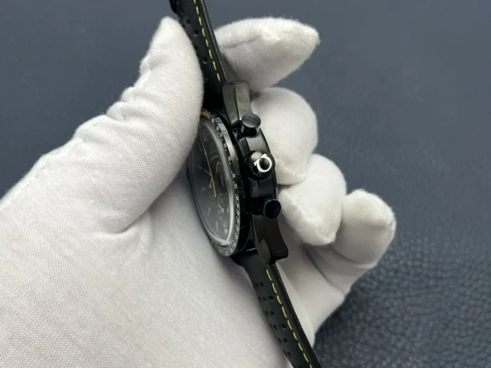 Crown with the Omega symbol and the two pushers