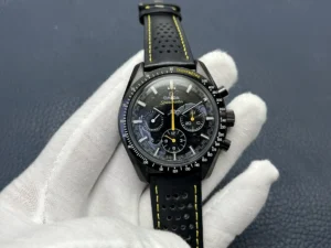 Speedmaster Dark Side of the Moon Apollo 8 311.92.44.30.01.001 front