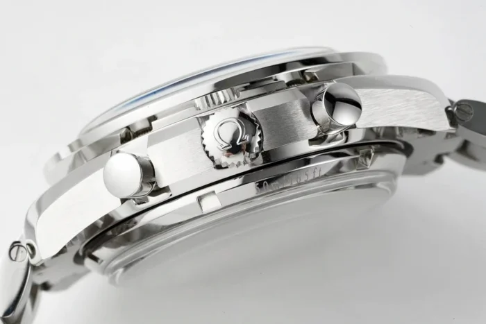 Crown side with both pushers on the polished case