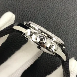 Crown side profile with both chronograph pushers