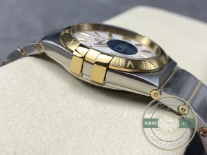 Complete front view showing dial and bezel ring