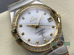 Complete front view showing dial and bezel ring