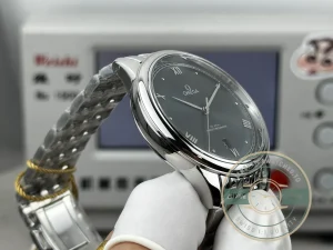 Close-up of steel bezel and dial markers