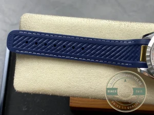 Seamaster 41mm case side profile with crown detail