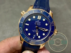 Complete front view showing dial and bezel ring