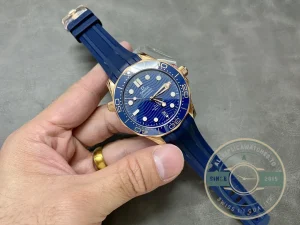 Bracelet links and deployment clasp mechanism