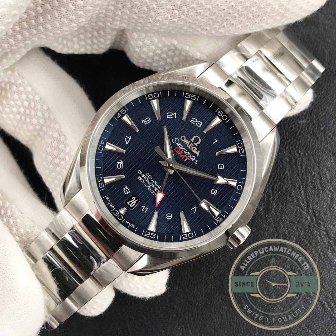 Bracelet links and deployment clasp mechanism