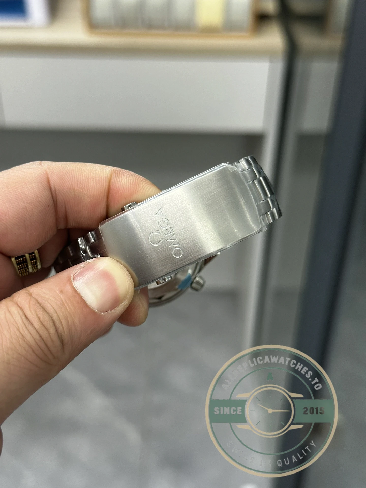 Replica Omega Seamaster Green Dial 42mm 210.30.42.20.10.001 - Budget Luxury Replica Watch