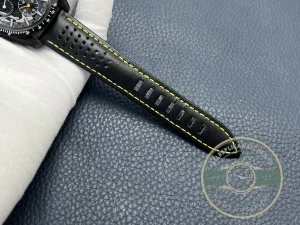 Complete front view showing dial and bezel ring