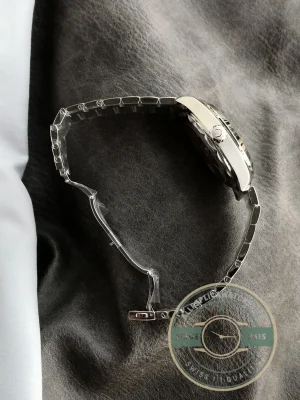 Replica Omega Speedmaster World Time 220.10.43.22.03.001 - Premium Super Clone Watch