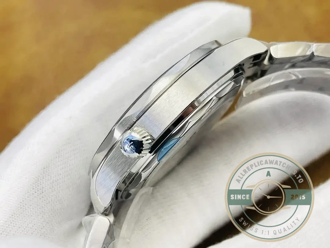 Replica Seamaster 300m Chronometer 42mm 210.30.42.20.10.001 - Factory Super Clone Watch