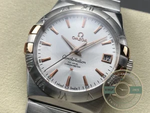 Steel bracelet strap detail with clasp