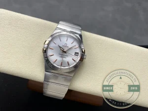 Bracelet links and deployment clasp mechanism