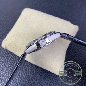 Bracelet links and deployment clasp mechanism