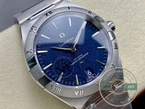 Steel bracelet strap detail with clasp