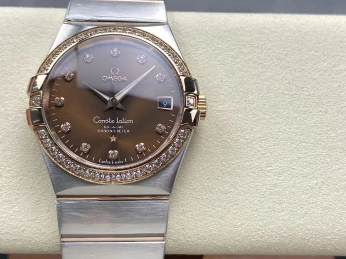 Complete front view showing brown dial and bezel ring