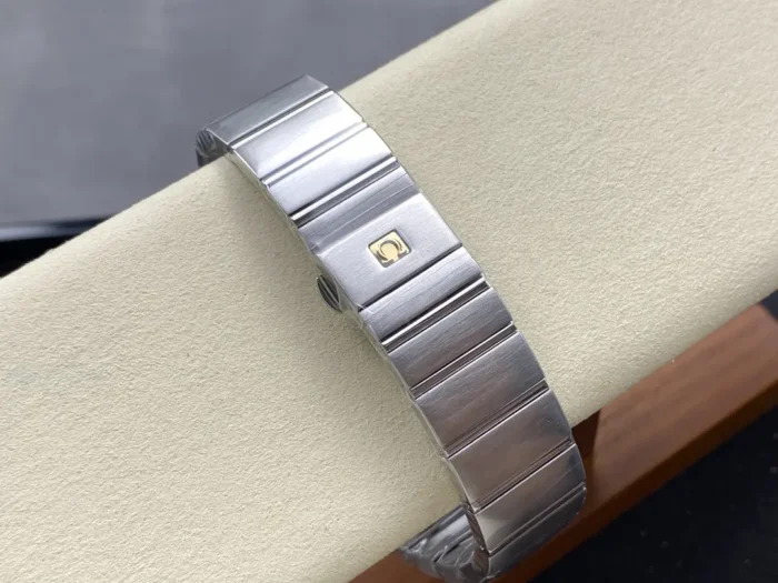 Constellation 38mm case side profile with crown detail