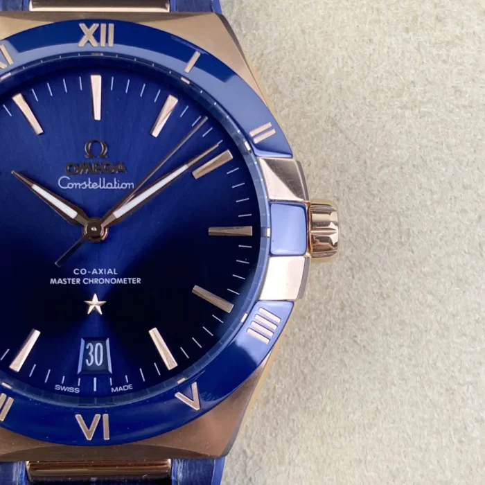 Constellation 41mm case side profile with crown detail