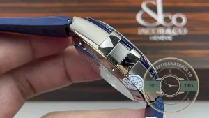 Dial macro showing white applied hour indices