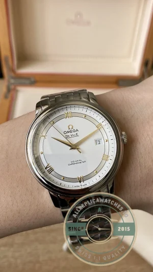 Superclone Omega De Ville 39.5mm 424.10.40.20.02.002 - Swiss Movement Replica Watch