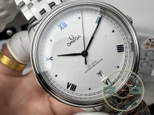 Crown and case finishing detail in studio lighting