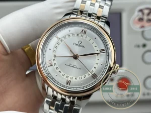 Crown and case finishing detail in studio lighting