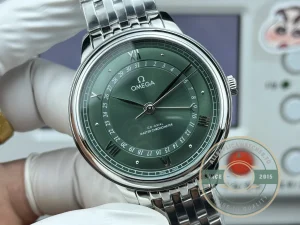 Superclone OMEGA De Ville Prestige 434.10.40.20.10.001 40mm Silver, Green Dial - Affordable Luxury Fake Timepiece