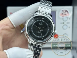 Steel bracelet strap detail with clasp