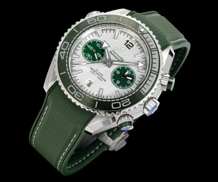 Dial macro showing green applied hour indices