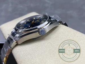 Bracelet links and deployment clasp mechanism