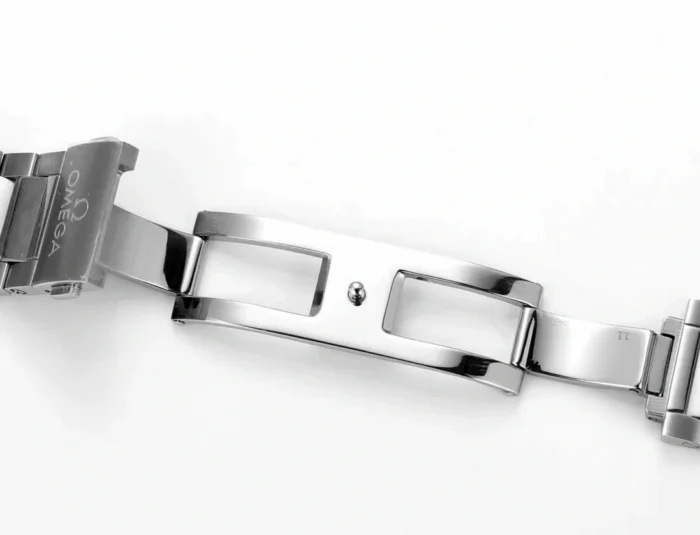 Complete front view showing green dial and bezel ring
