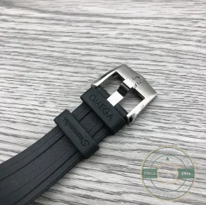 Superclone Omega Seamaster Diver 300M 42mm Edition 007 - Swiss Movement Replica Watch