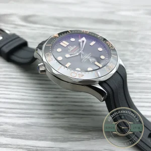 Superclone Omega Seamaster Diver 300M 42mm Edition 007 - Top-Tier Swiss Replica Watch