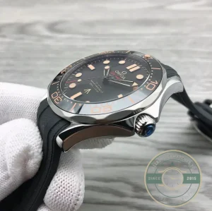 Superclone Omega Seamaster Diver 300M 42mm Edition 007 - Premium Super Clone Watch