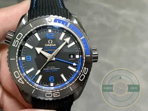 Complete front view showing dial and bezel ring