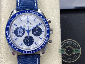 Crown and case finishing detail in studio lighting