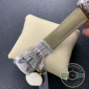 Superclone Omega Speedmaster Grey Dial 329.32.44.51.06.001 - High-Grade Replica Watch