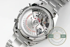 Superclone Omega Speedmaster Racing Master Chronometer 329.30.44.51.06.001 - 1:1 Swiss Replica Watch