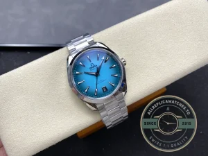 Steel bracelet strap detail with clasp