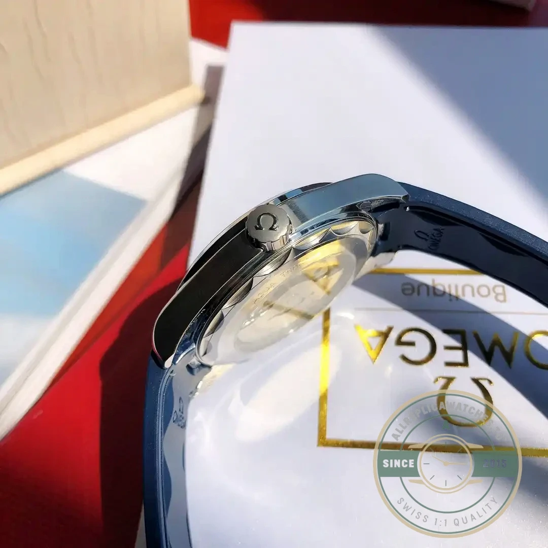 Superclone Seamaster Aqua Terra 150M 43 mm 220.12.43.22.03.001 - Top-Tier Swiss Replica Watch