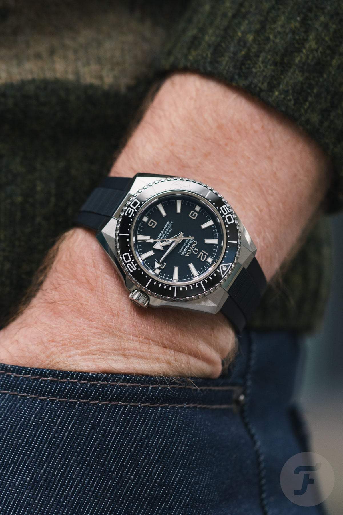 Omega Planet Ocean 600M Rubber Strap Wrist Shot